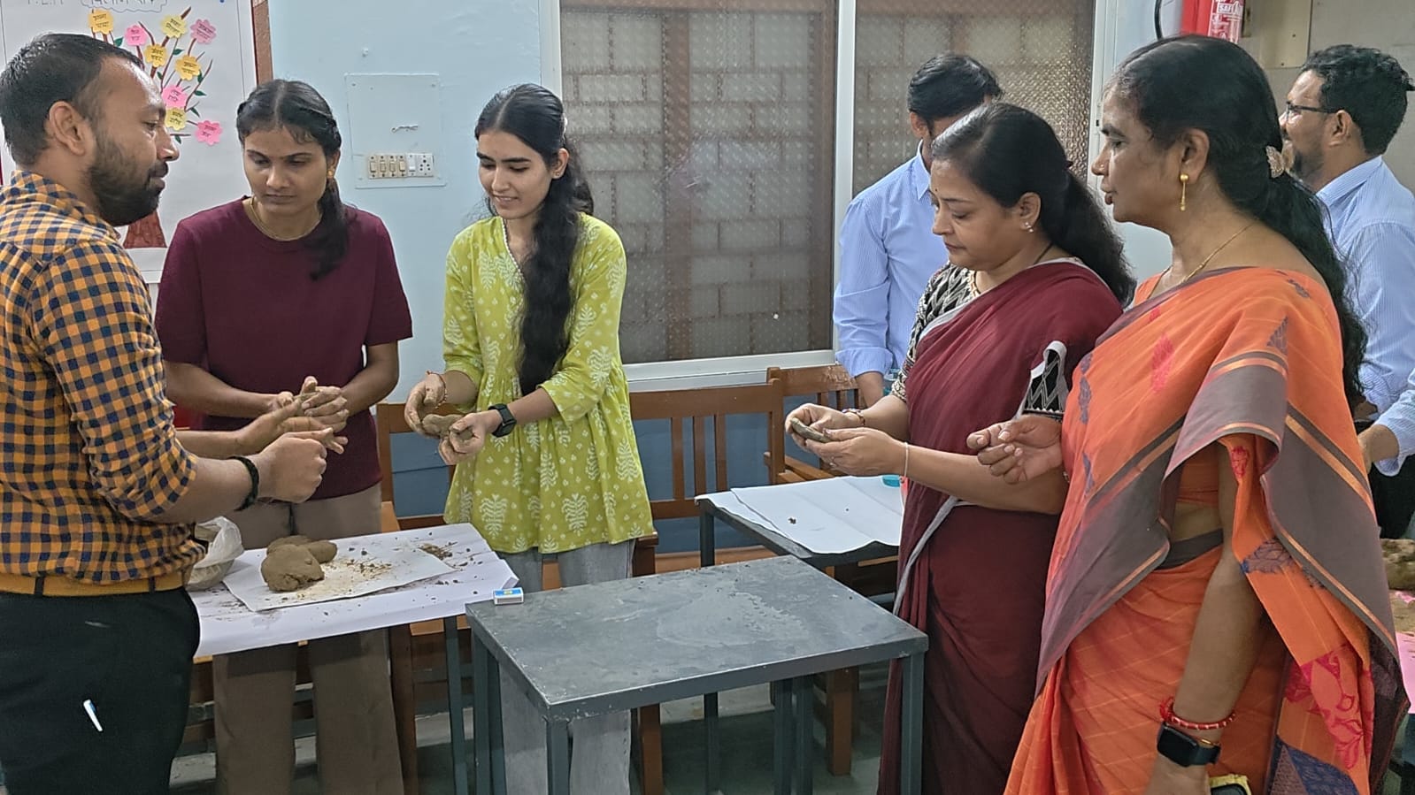 A Workshop on Making Clay Ganesh idols Concluded at DIET Shajapur